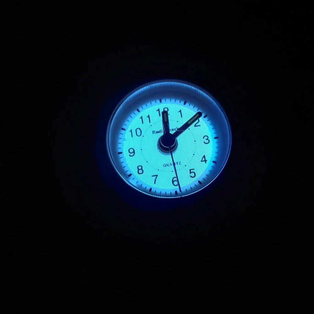 Vintage Radio Shack Analog Lighted Travel Alarm Clock Model 63-1432
